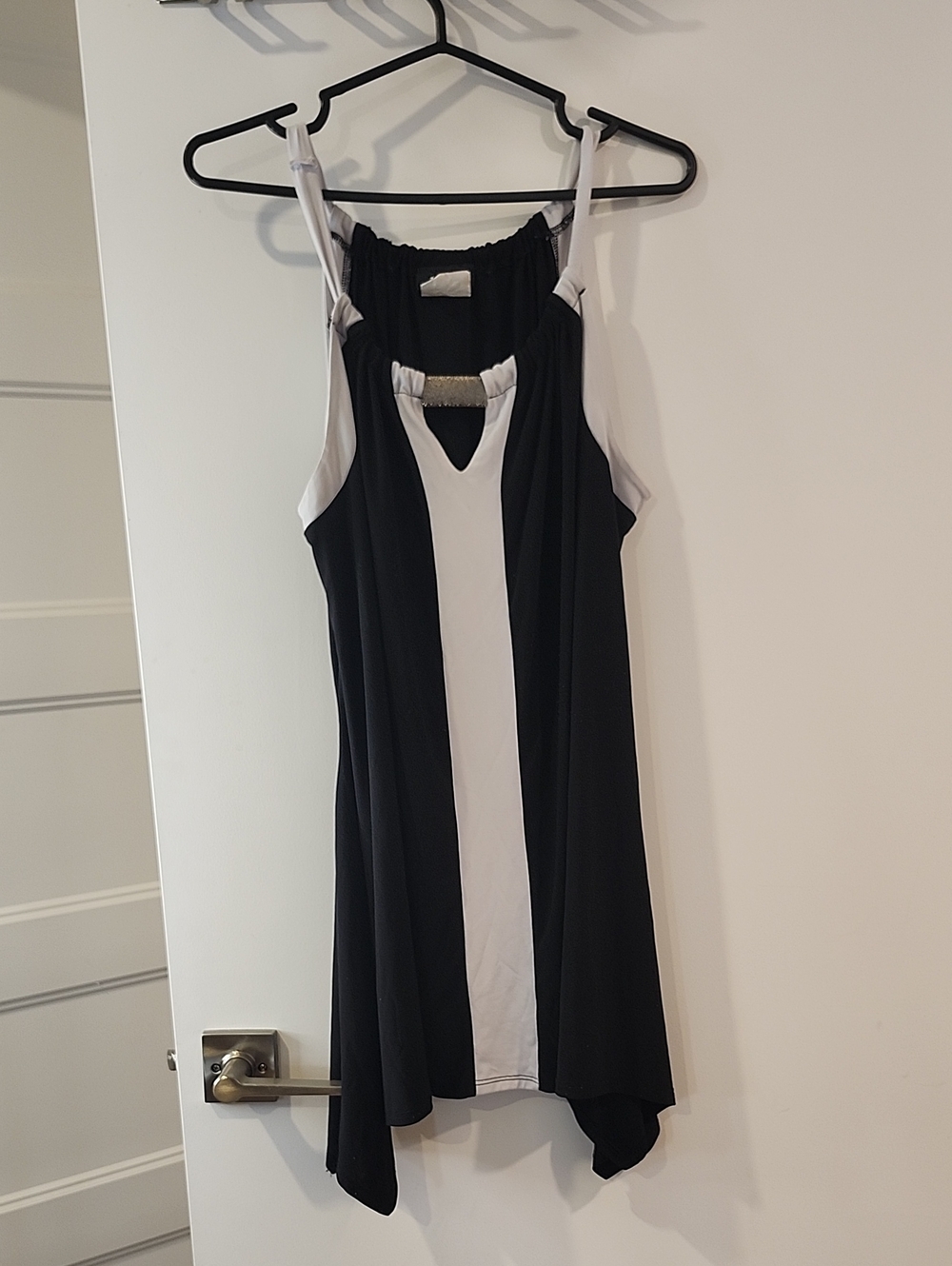 P2P 22" Black and White Sleeveless Tunic Dress